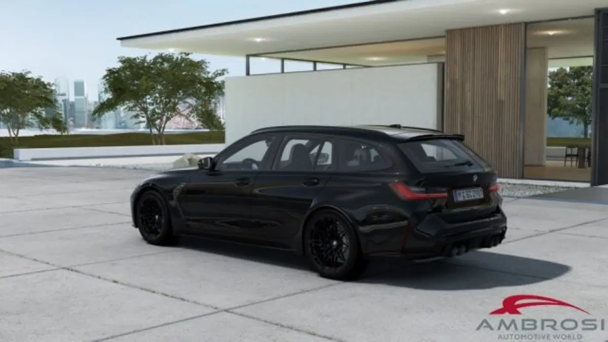 BMW Serie 3 Touring nuova a Perugia (2)