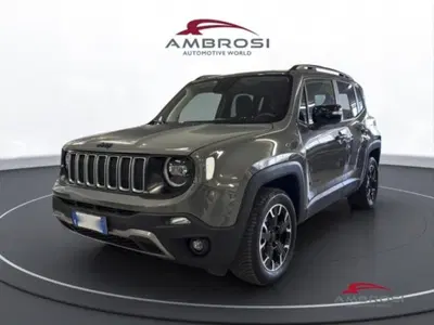 Jeep Renegade 1.3 T4 240CV PHEV 4xe AT6 First Edition Off-Road del 2023 usata a Corciano