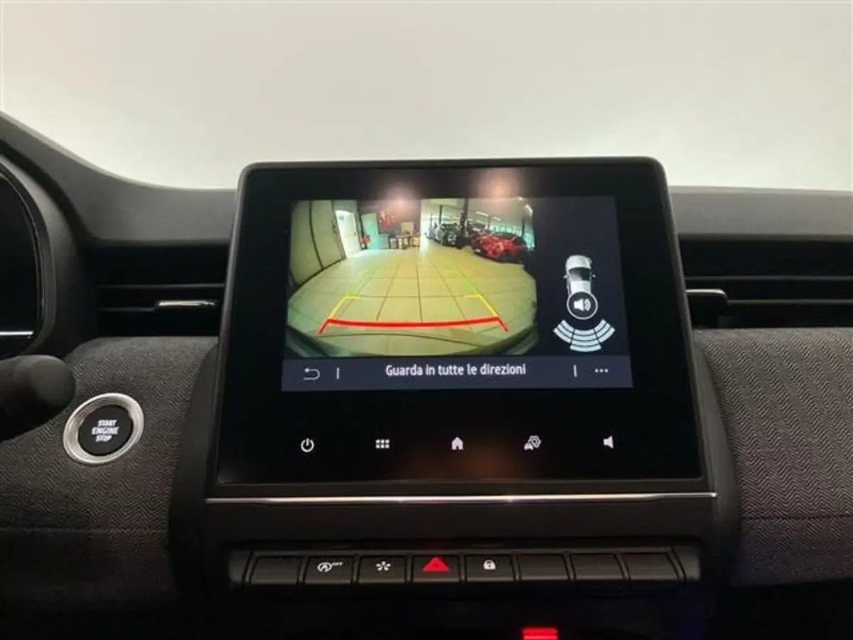 Renault Clio usata a Como (14)
