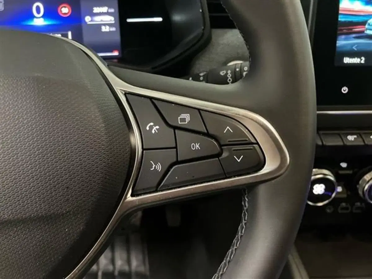Renault Clio usata a Como (18)