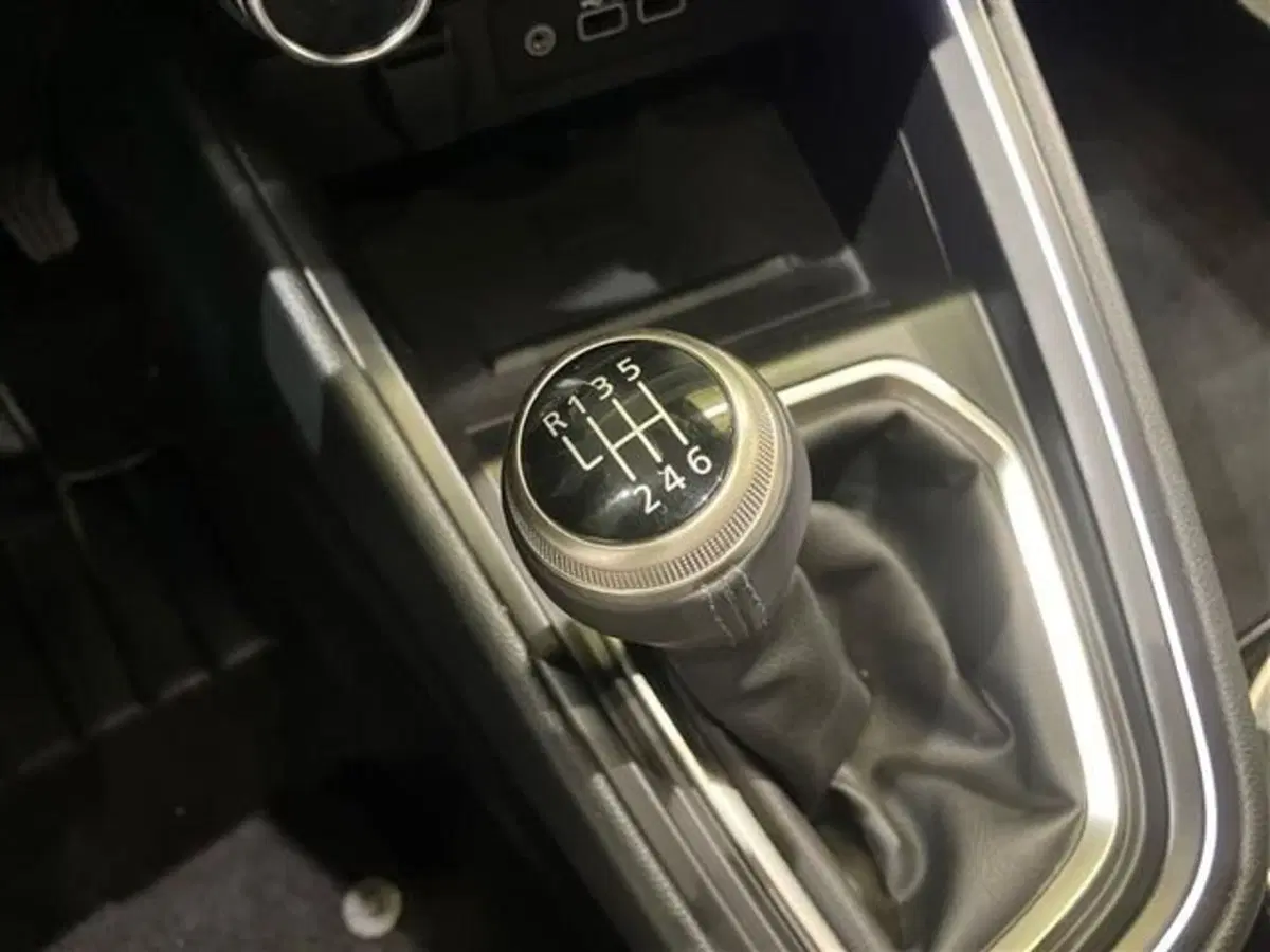 Renault Clio usata a Como (19)