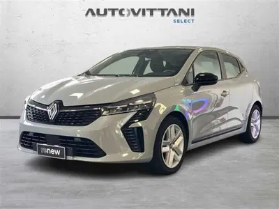 Renault Clio 1.6 full hybrid Evolution 145cv del 2024 usata a Como