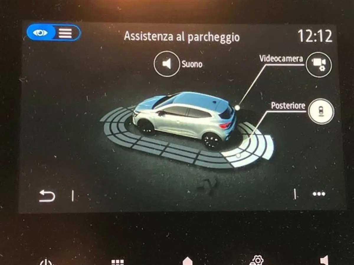 Renault Clio usata a Como (17)