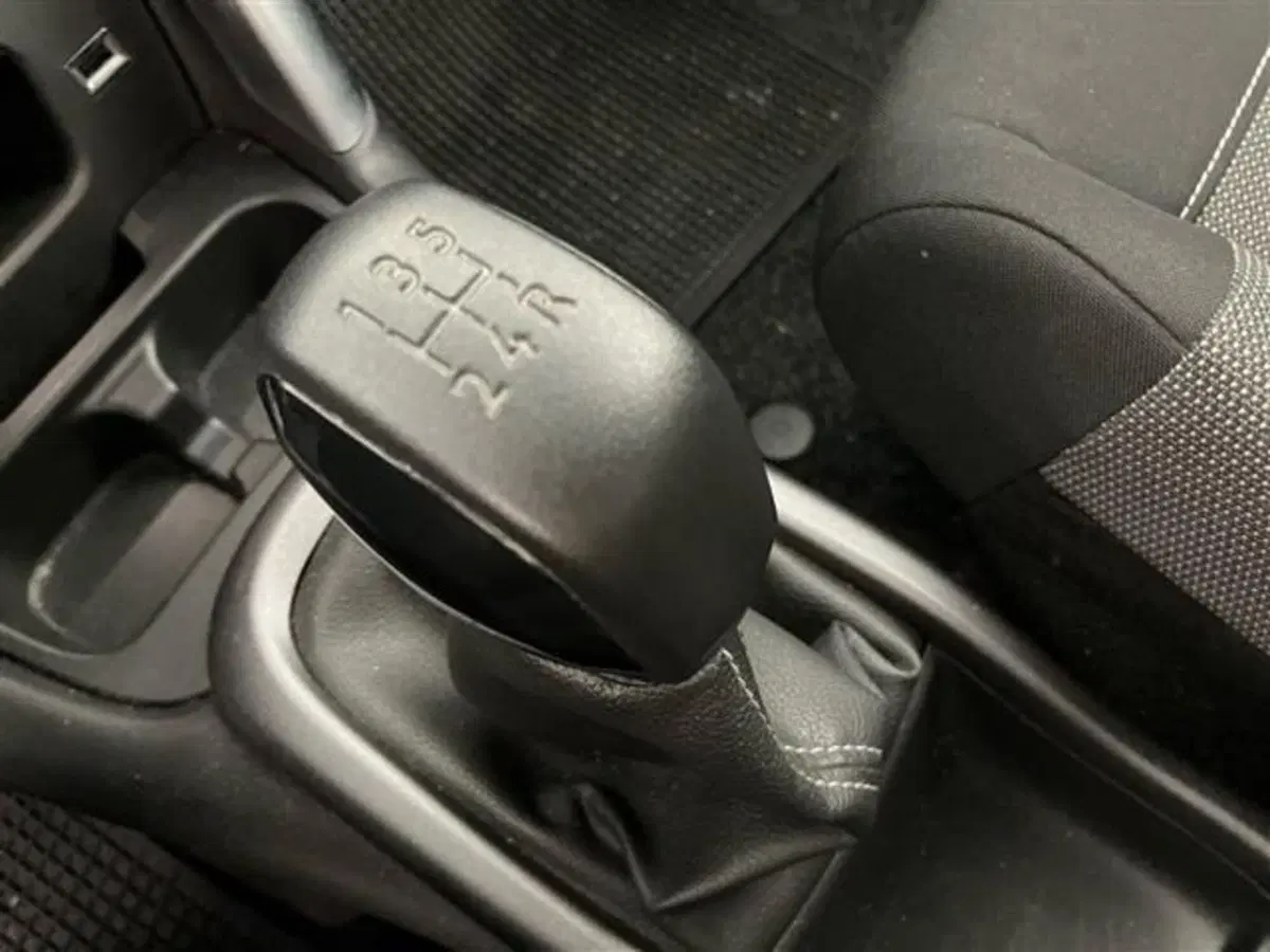Citroen C3 Aircross usata a Como (19)
