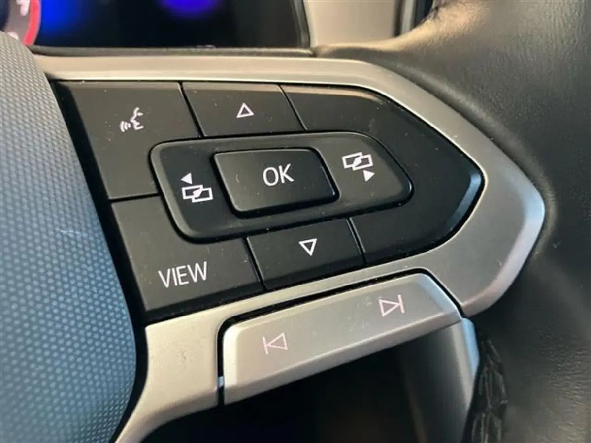 Volkswagen T-Roc usata a Como (17)