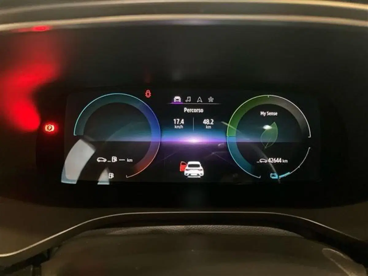 Renault Arkana usata a Como (15)