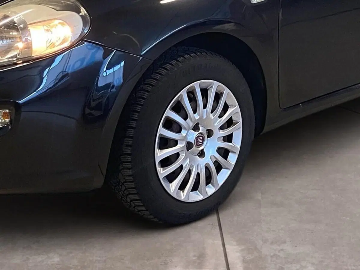 Fiat Punto usata a Torino (15)