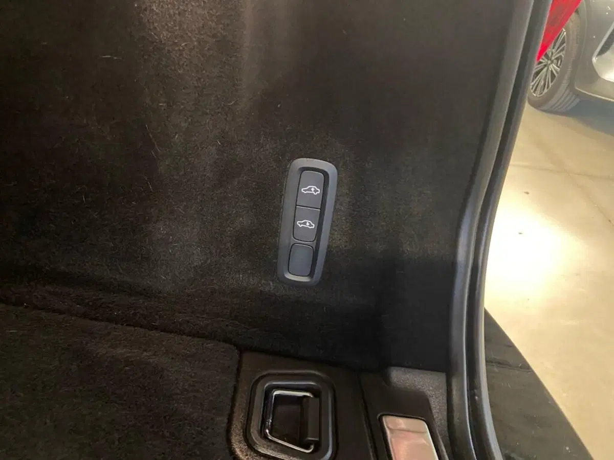 Volvo XC60 usata a Torino (13)