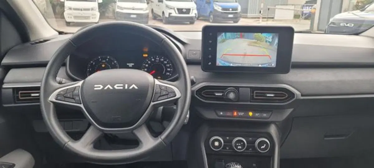 Dacia Sandero Stepway usata a Napoli (8)