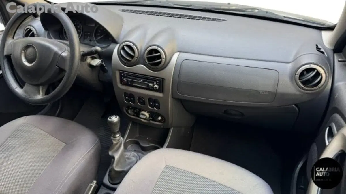 Dacia Sandero usata a Reggio Calabria (9)