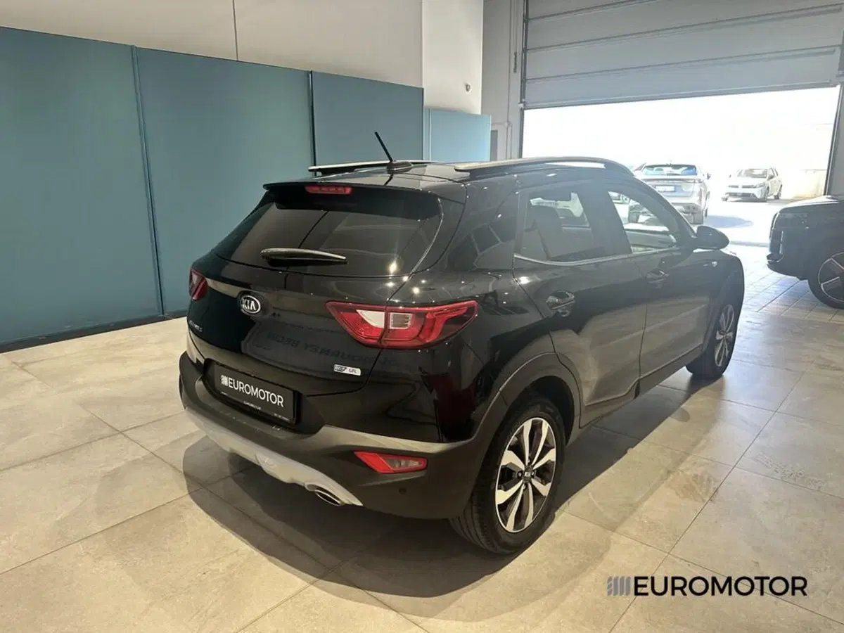 Kia Stonic usata a Bari (5)