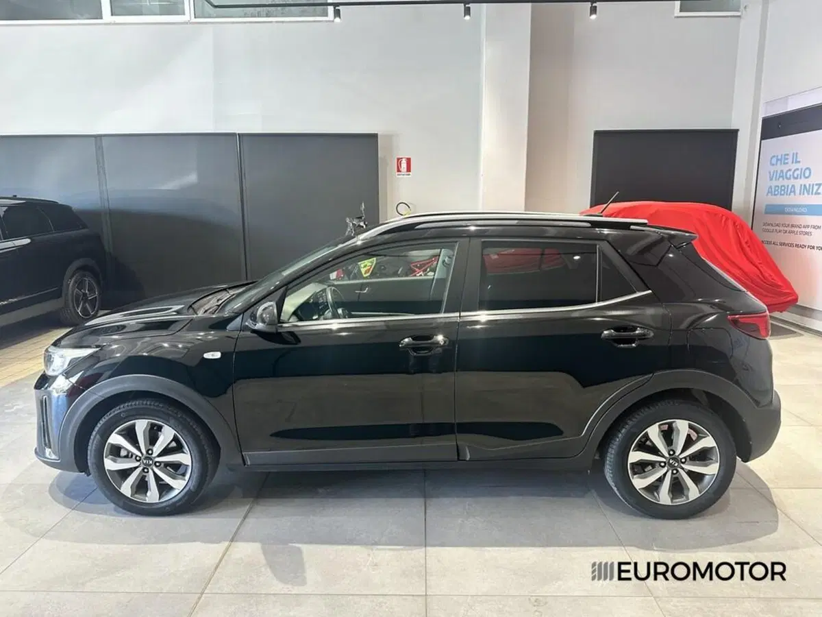 Kia Stonic usata a Bari (8)