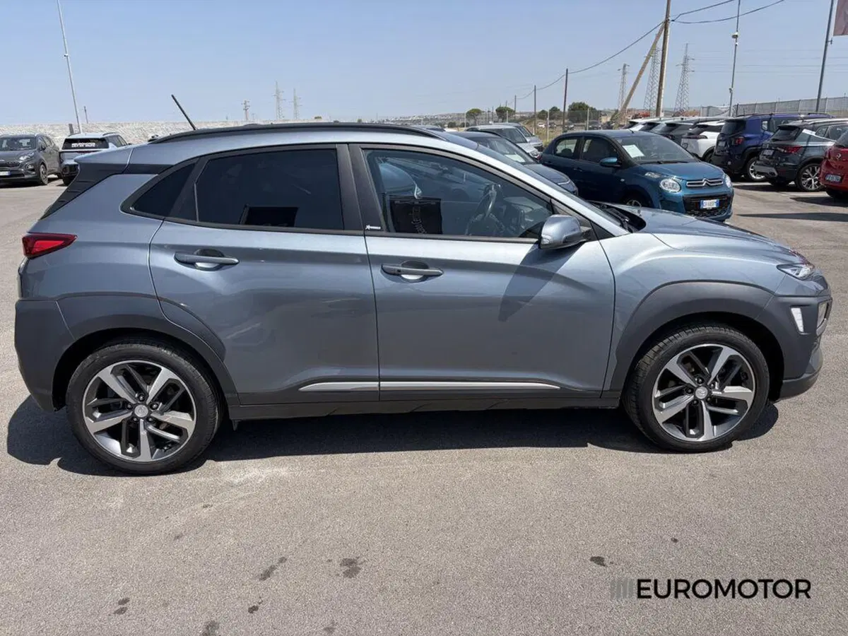 Hyundai Kona usata a Bari (4)