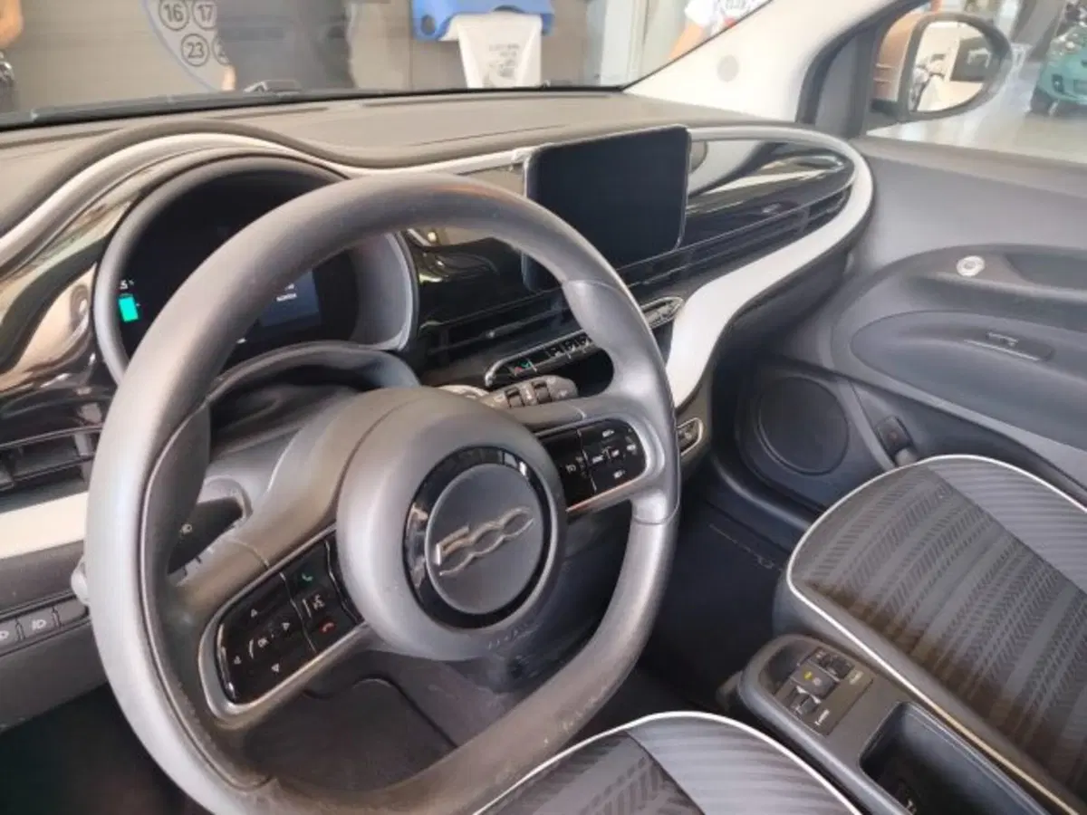 Fiat 500e usata a Forlì-Cesena (12)