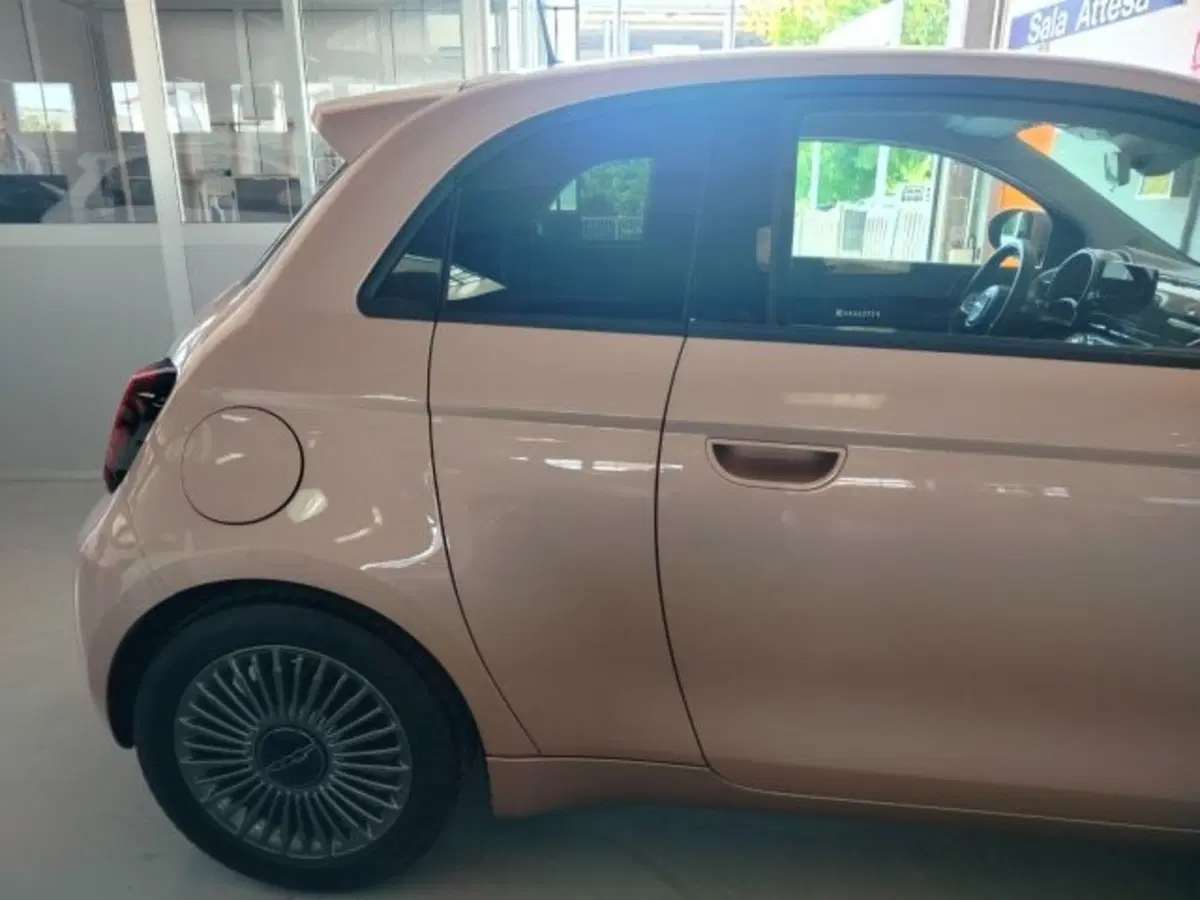 Fiat 500e usata a Forlì-Cesena (7)