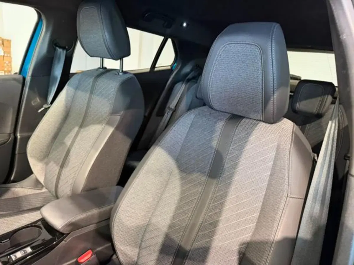 Peugeot 2008 usata a Salerno (11)