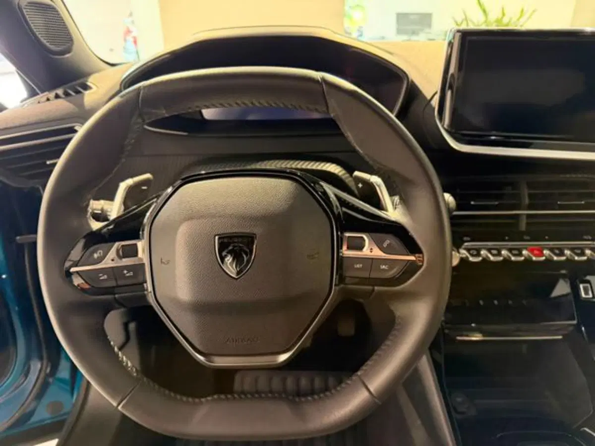 Peugeot 2008 usata a Salerno (14)