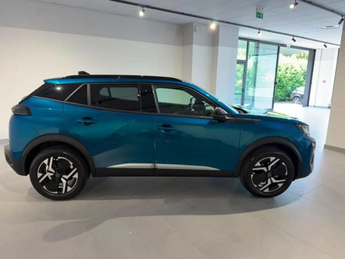 Peugeot 2008 usata a Salerno (3)