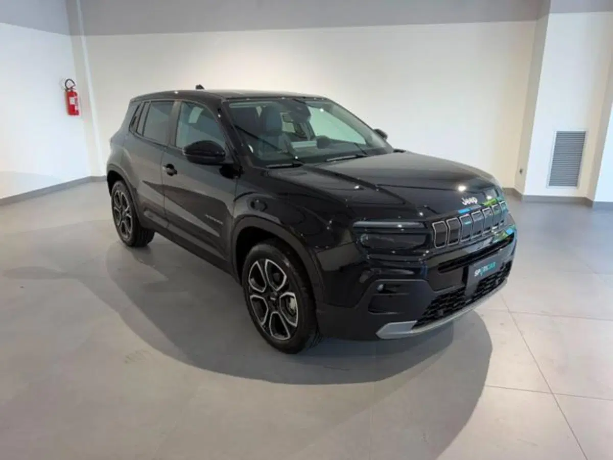 Jeep Avenger nuova a Salerno (2)
