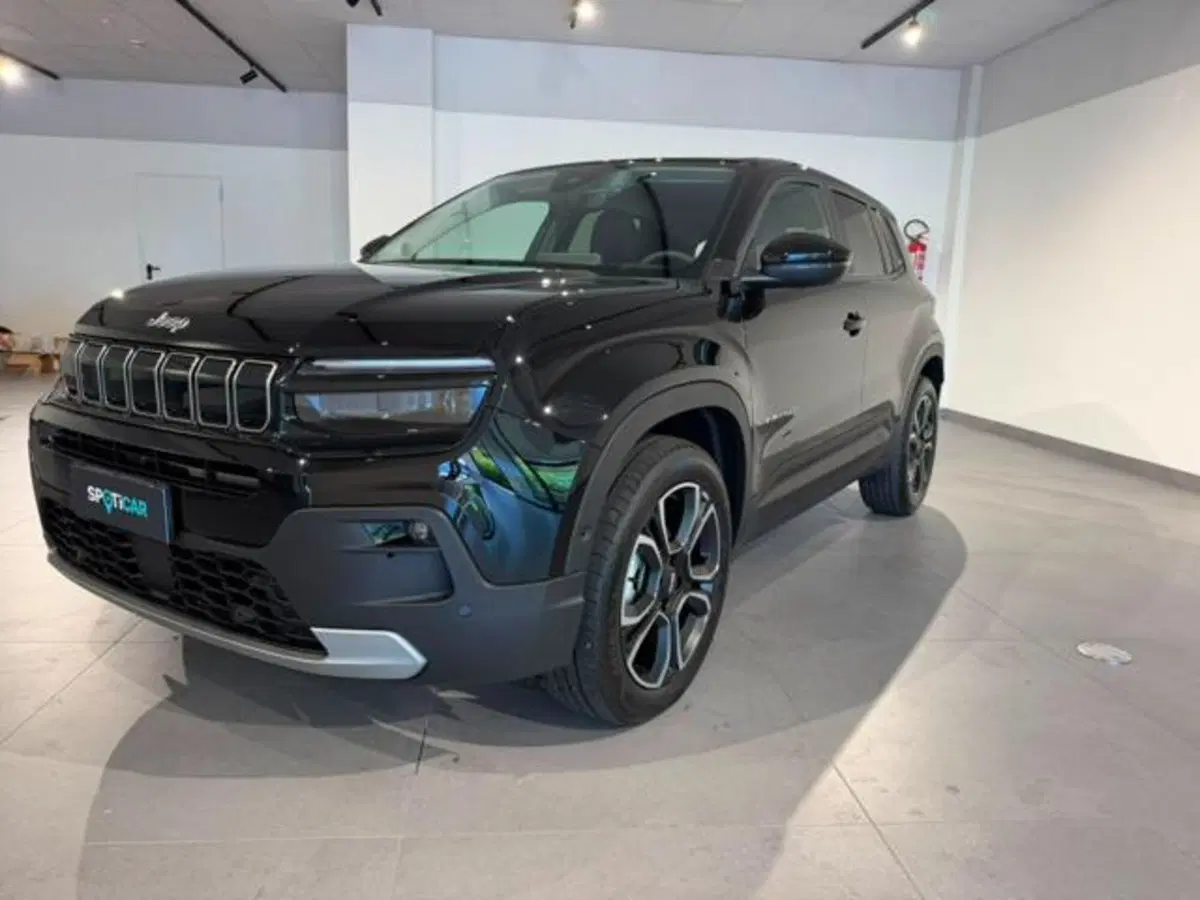 Jeep Avenger nuova a Salerno (8)