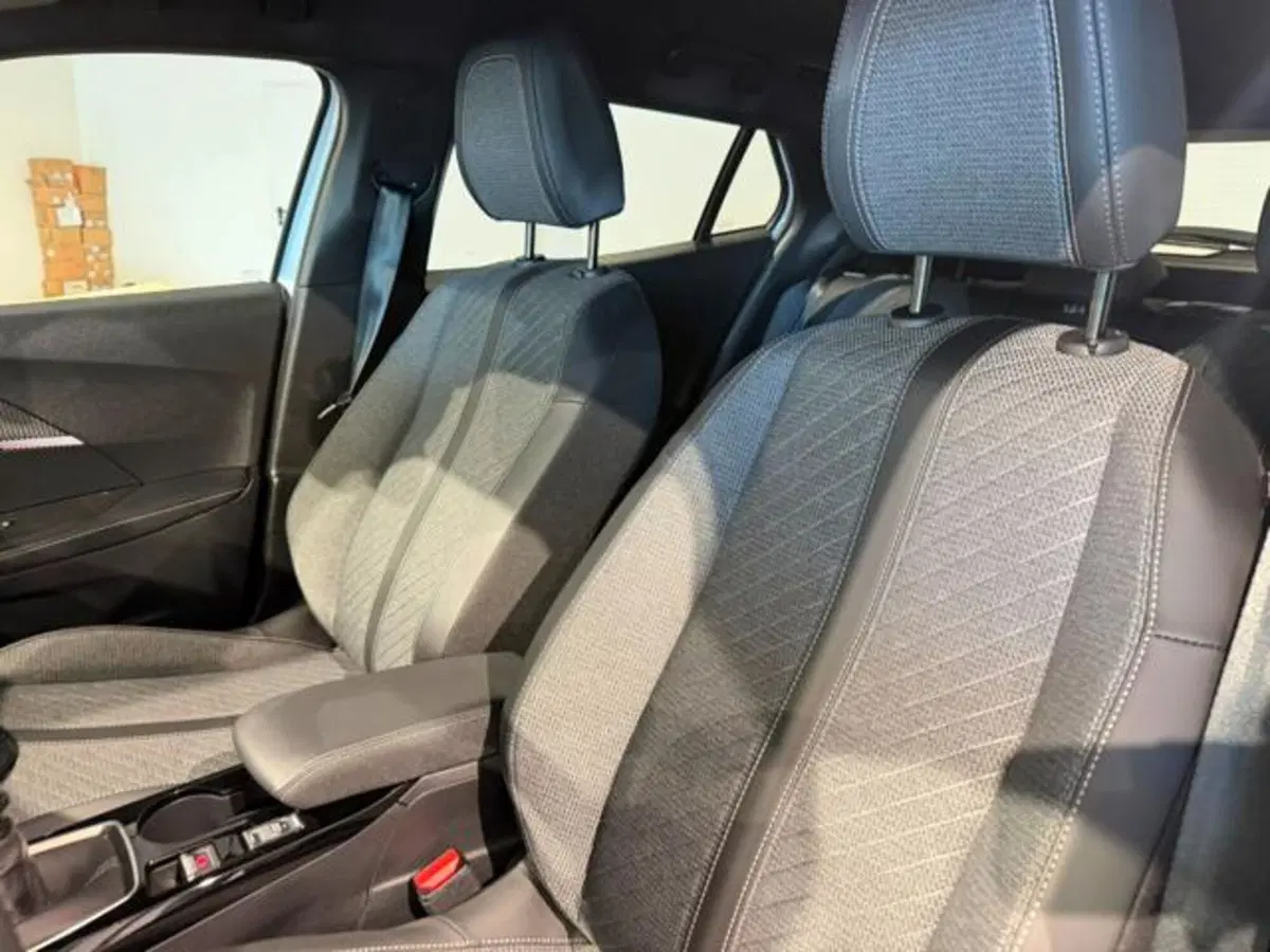 Peugeot 2008 usata a Salerno (11)