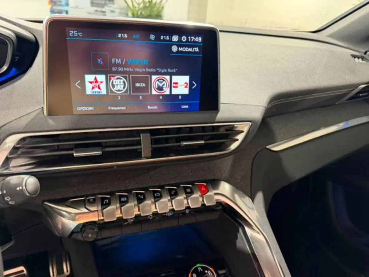 Peugeot 3008 usata a Salerno (16)