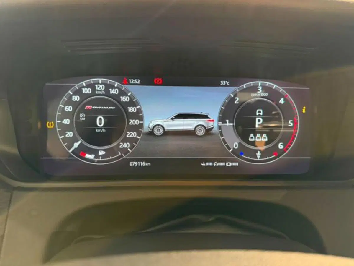 Land Rover Range Rover Velar usata a Salerno (15)