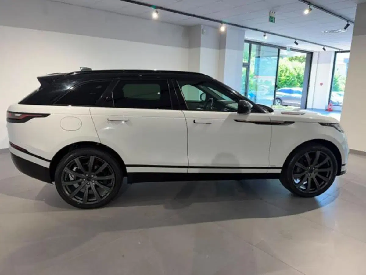 Land Rover Range Rover Velar usata a Salerno (3)