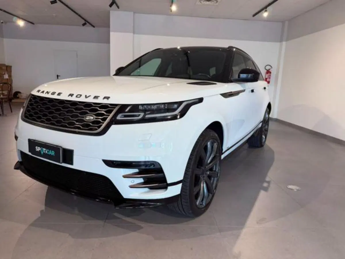 Land Rover Range Rover Velar usata a Salerno (7)