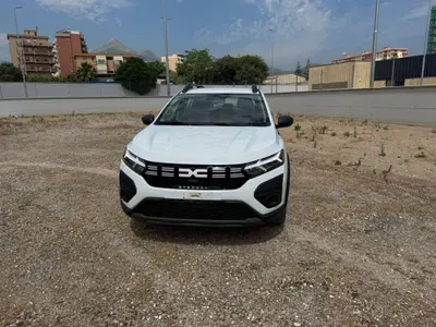 Dacia Sandero Stepway 1.0 TCe ECO-G Essential del 2025 usata a Palermo