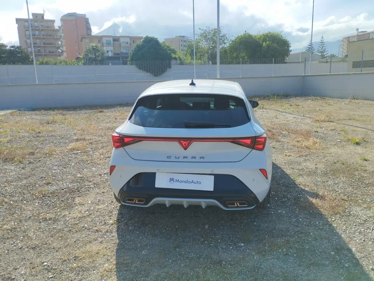 Cupra Leon nuova a Palermo (2)