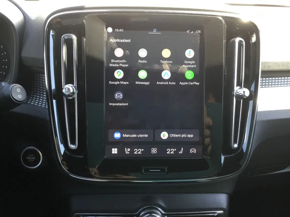 Volvo XC40 usata a Napoli (11)