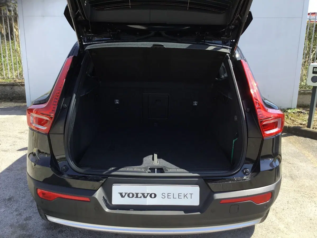 Volvo XC40 usata a Napoli (6)