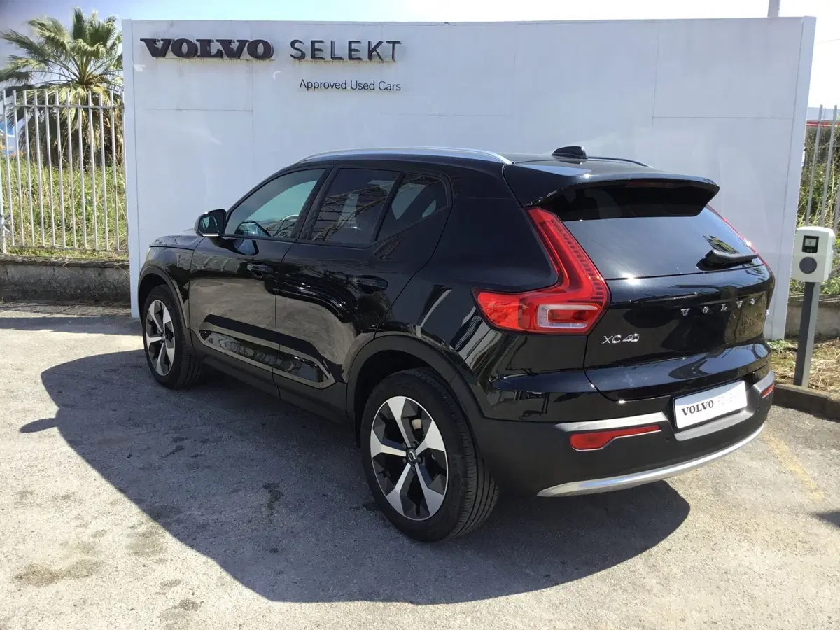 Volvo XC40 usata a Napoli (7)