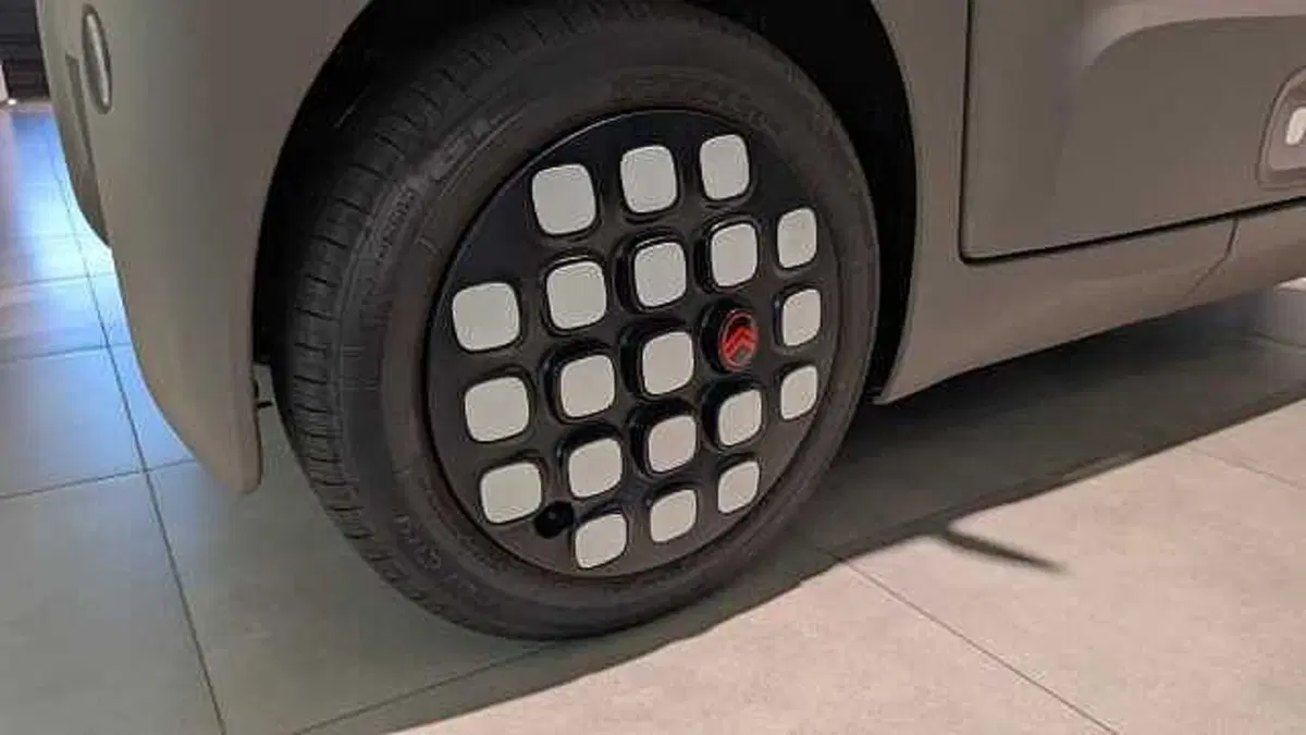 Citroen Ami nuova a Brescia (9)