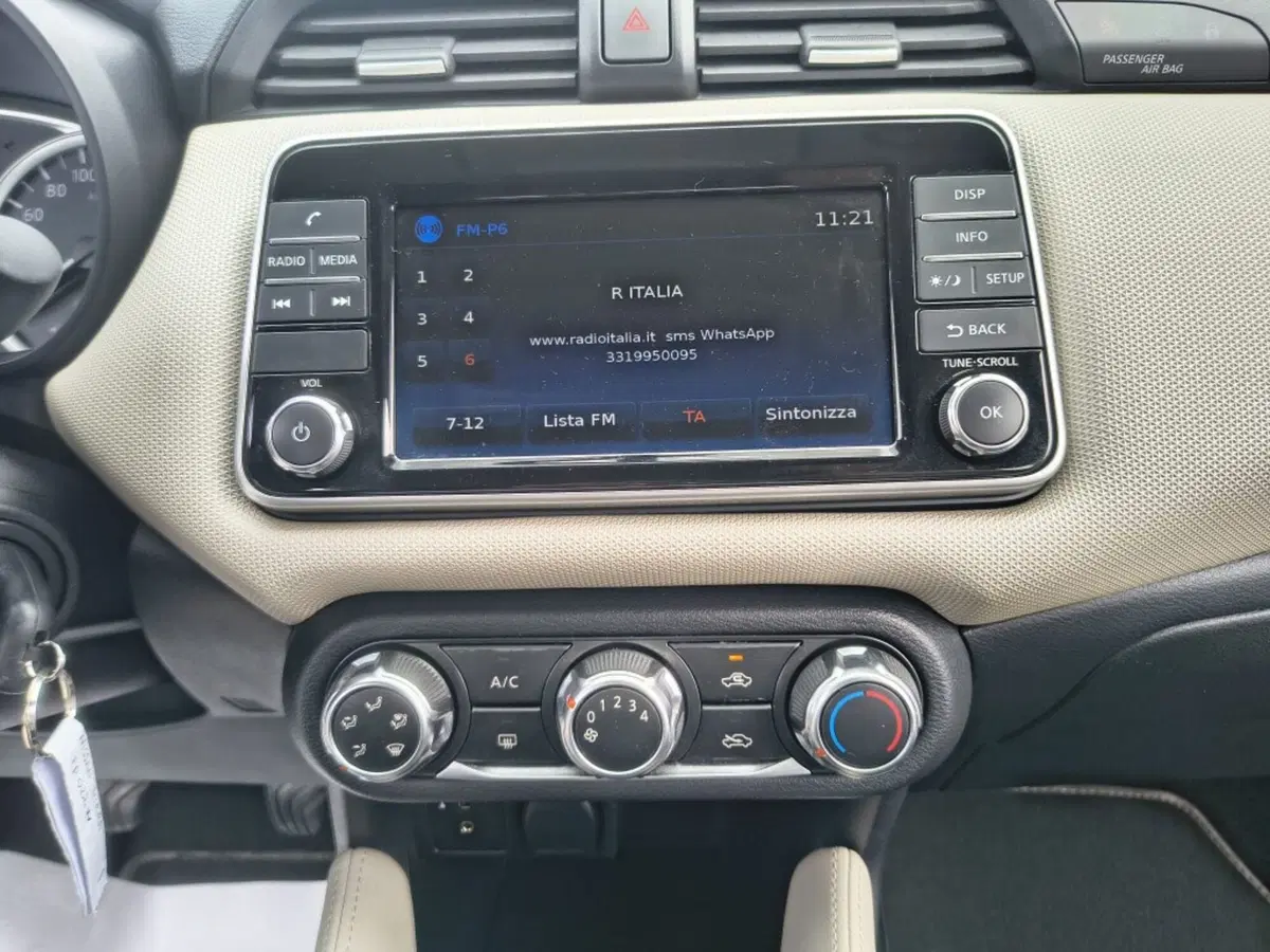 Nissan Micra usata a Firenze (12)