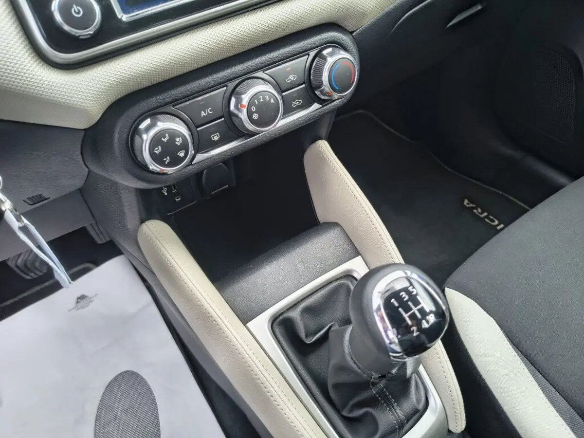 Nissan Micra usata a Firenze (18)