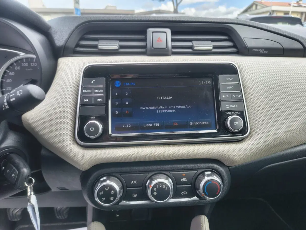 Nissan Micra usata a Firenze (8)
