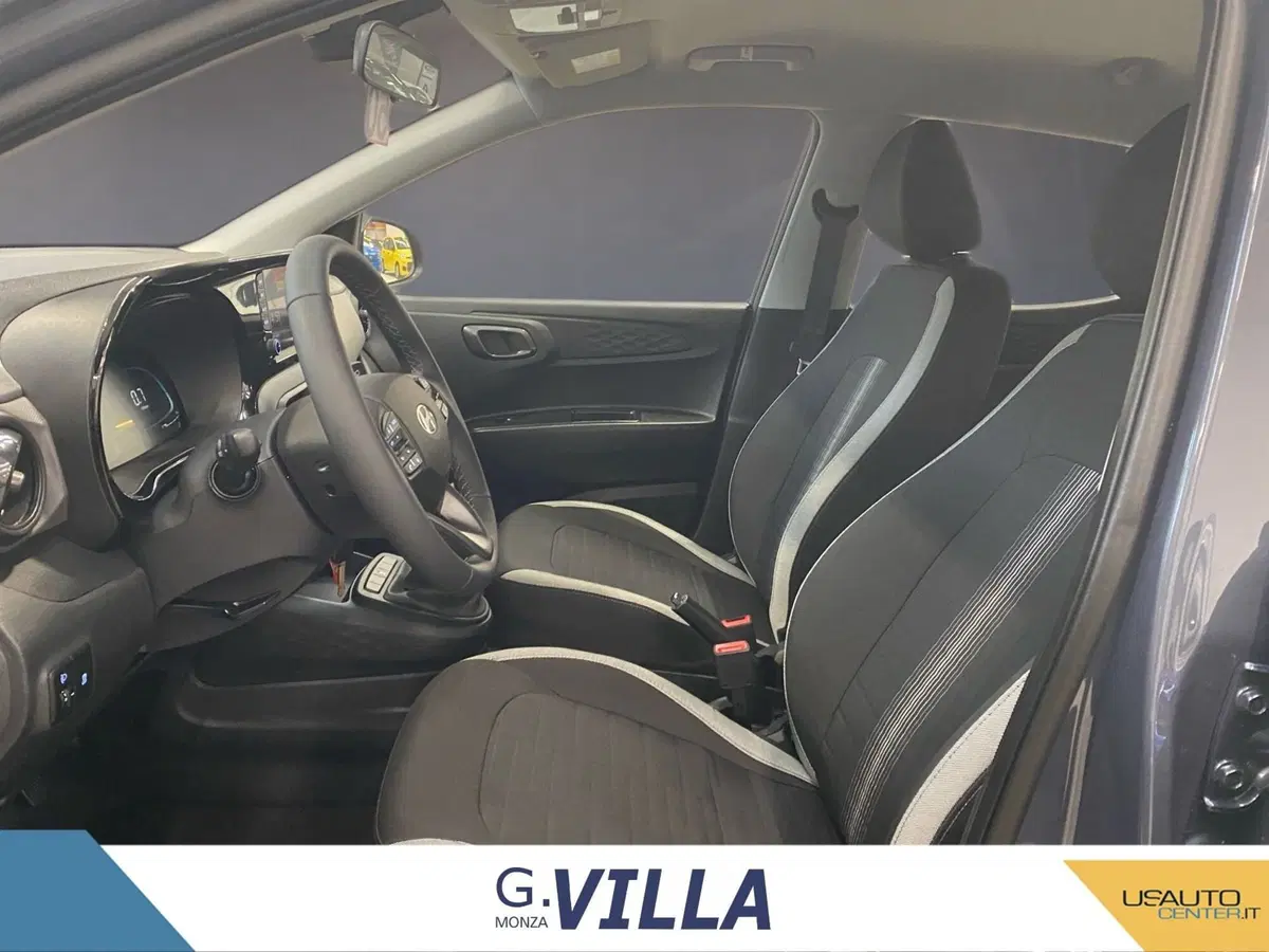 Hyundai i10 nuova a Monza e Brianza (11)