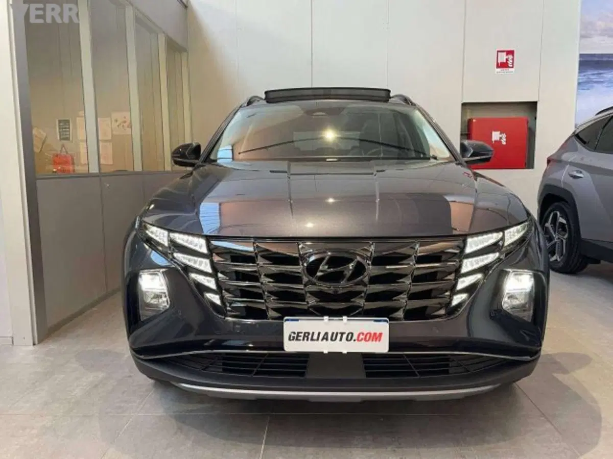 Hyundai Tucson usata a Milano (2)