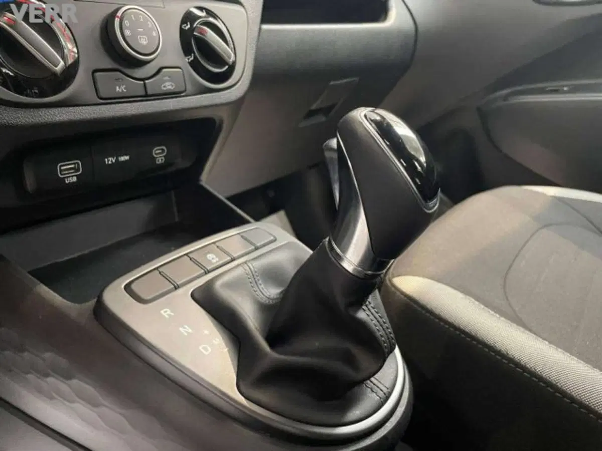 Hyundai i10 usata a Milano (12)