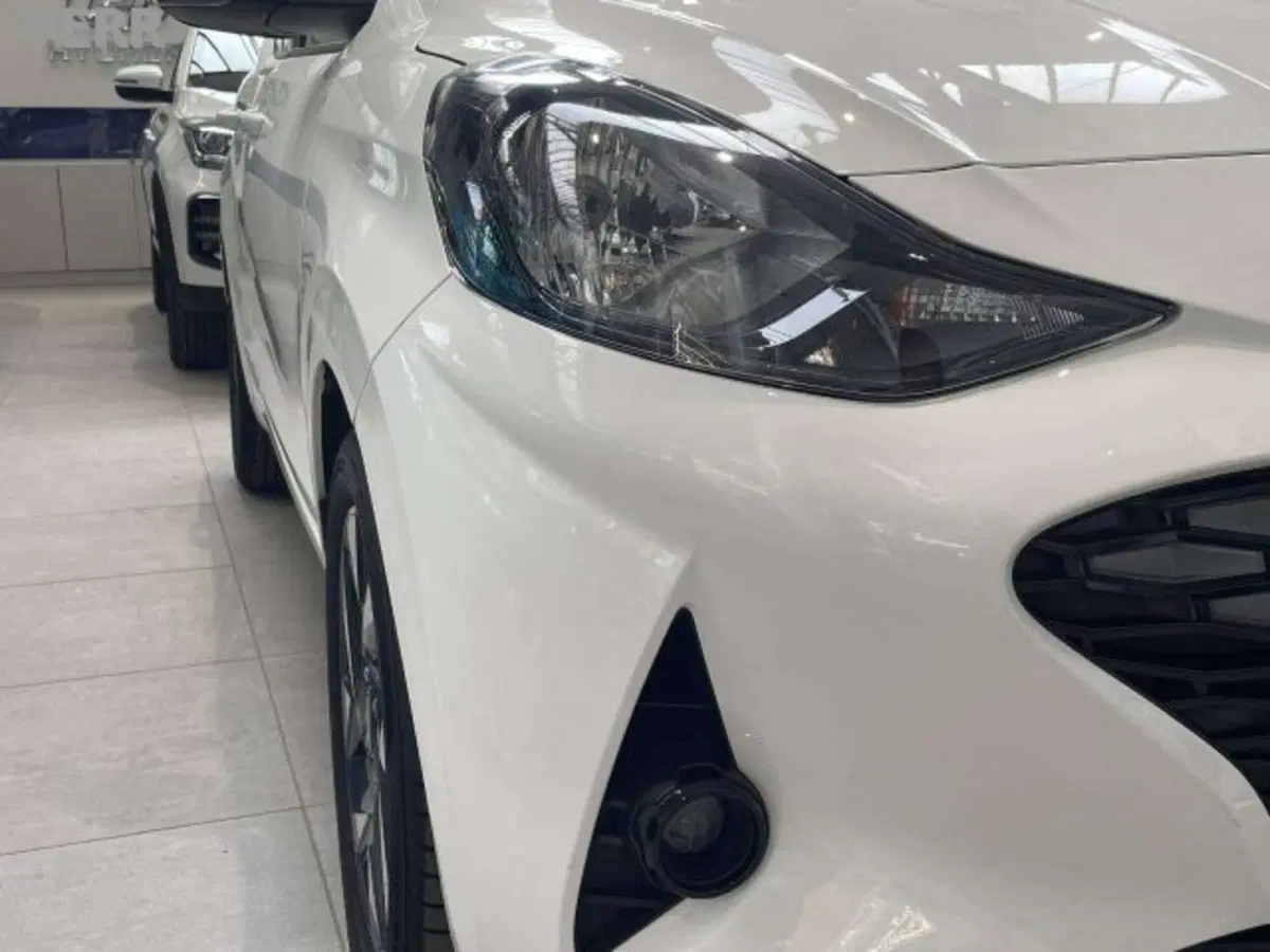 Hyundai i10 usata a Milano (5)