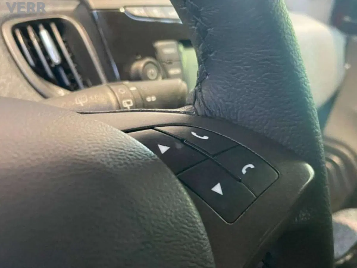 Lancia Ypsilon usata a Milano (10)