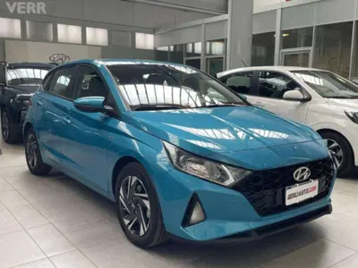 Hyundai i20 1.0 t-gdi 48V Connectline imt del 2022 usata a Milano