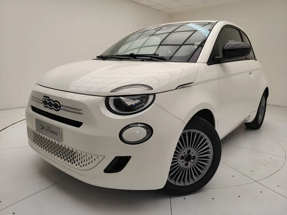 Fiat 500 nuova a Como