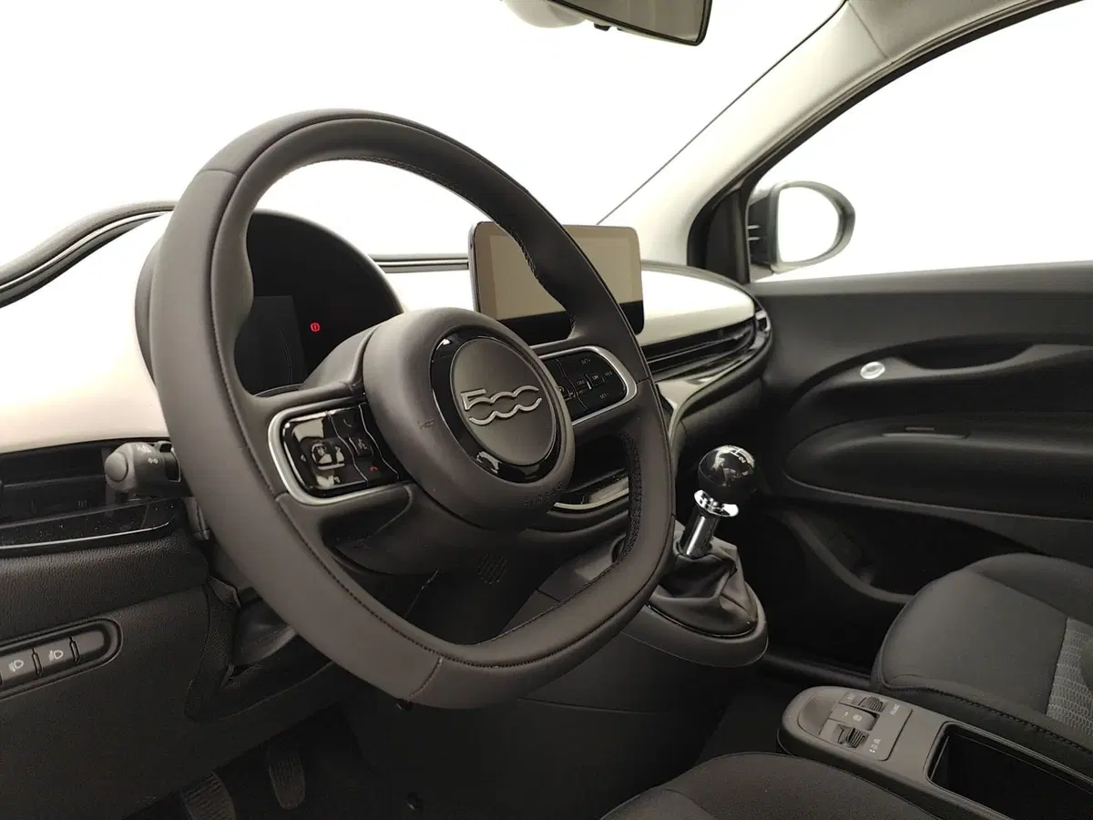Fiat 500 nuova a Como (7)