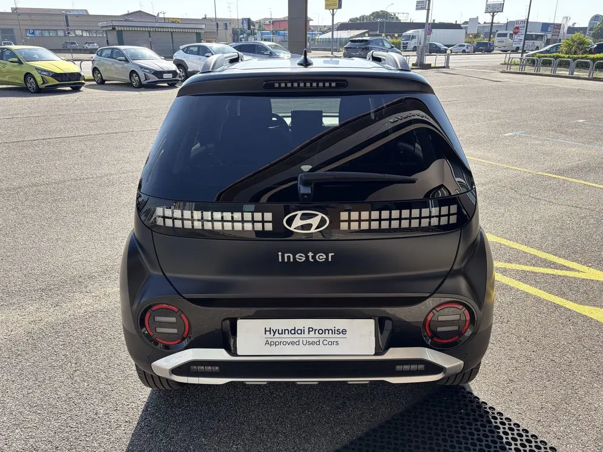Hyundai Inster usata a Vercelli (4)