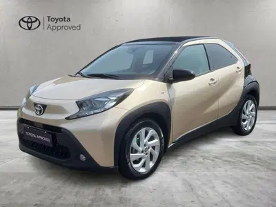 Toyota Aygo X 1.0 Trend Air 72cv s-cvt del 2022 usata a Osnago