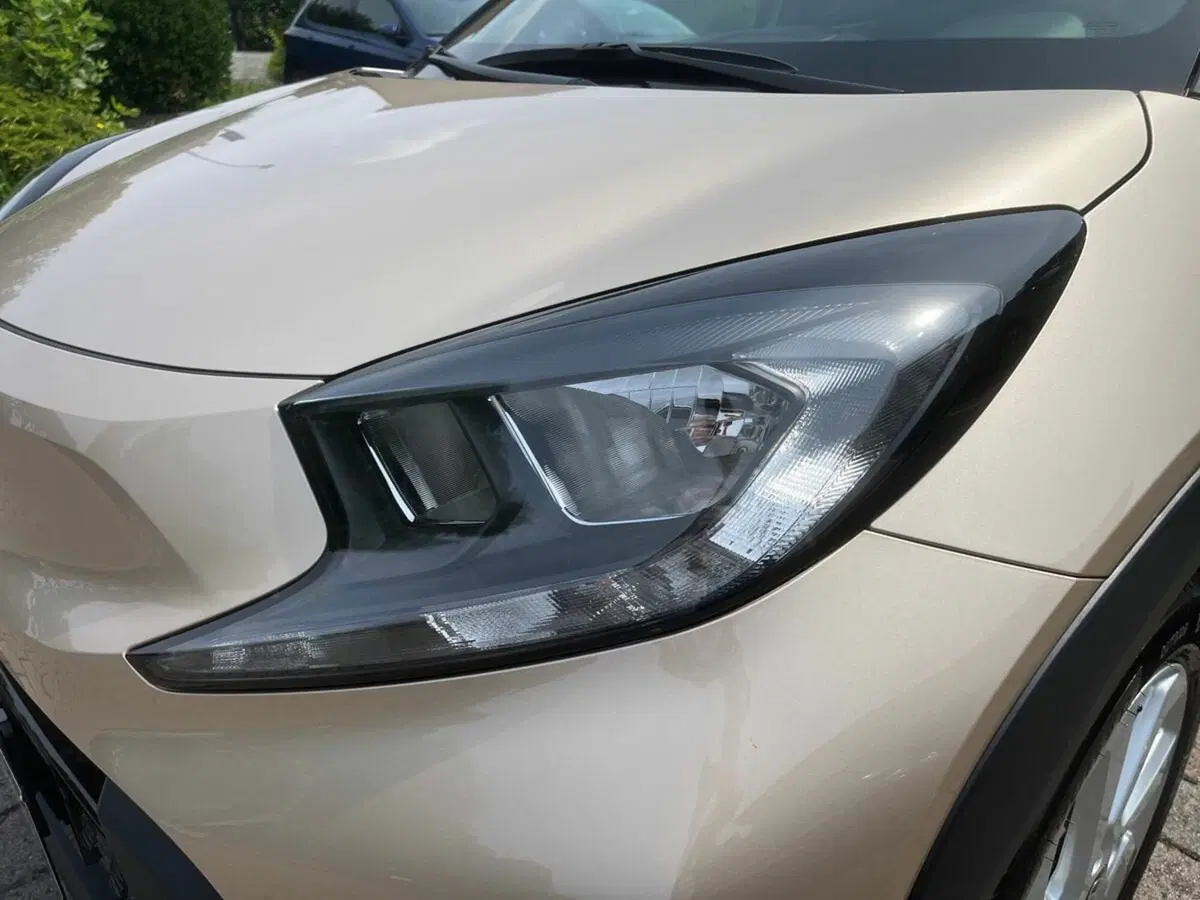 Toyota Aygo X usata a Lecco (13)