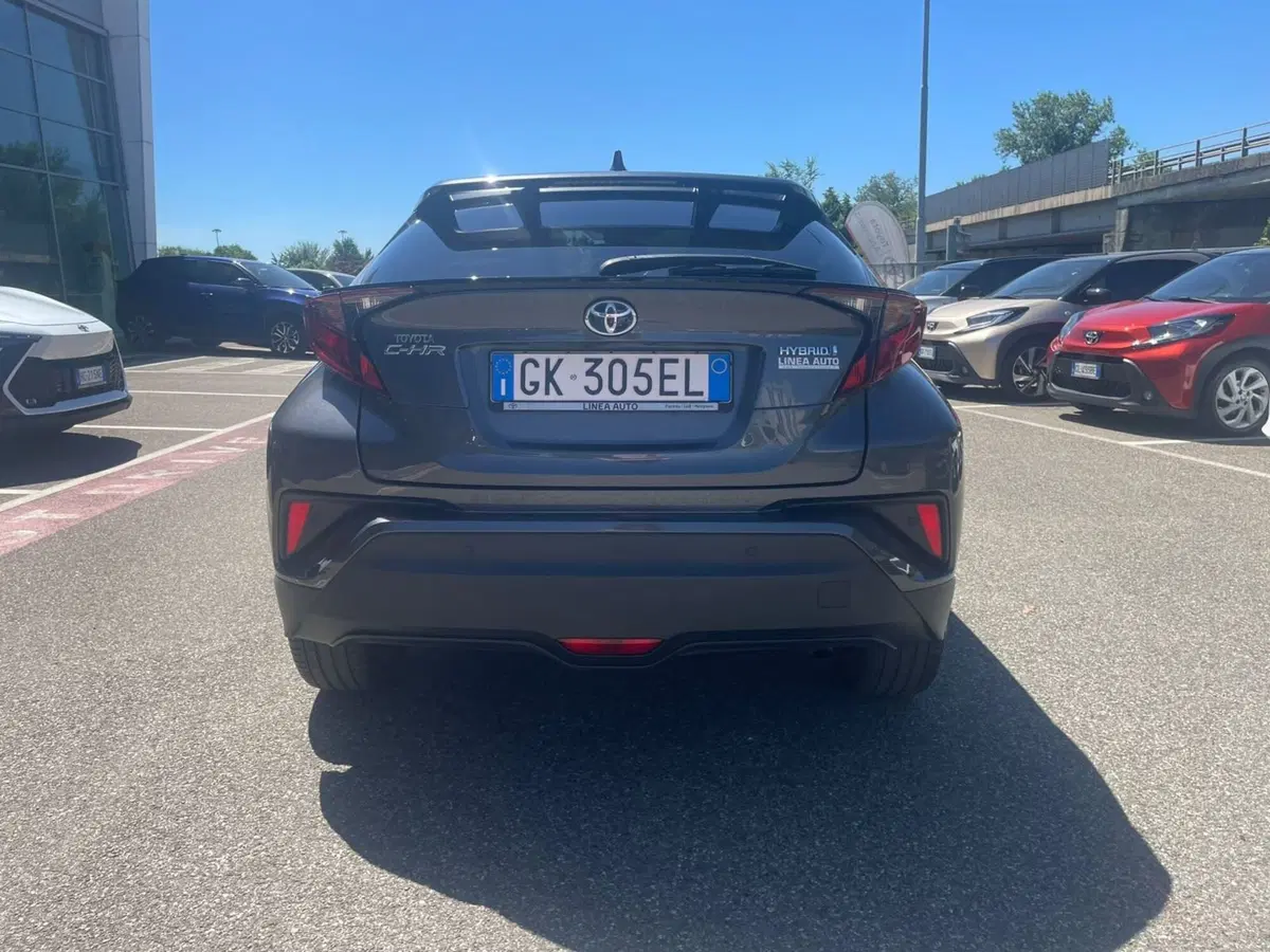 Toyota Toyota C-HR usata a Piacenza (6)